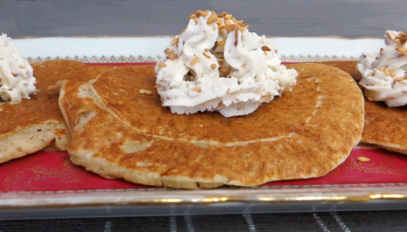 Blinis de sarrasin et fromage de chèvre