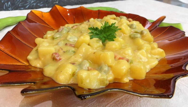 Crème de fèves au lard