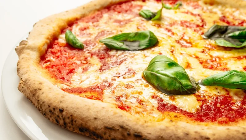 Pizza margherita