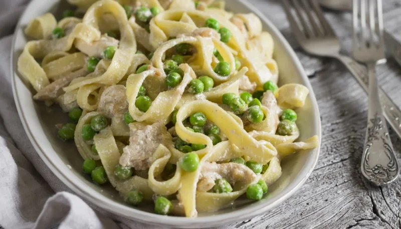 Tagliatelles aux petits pois