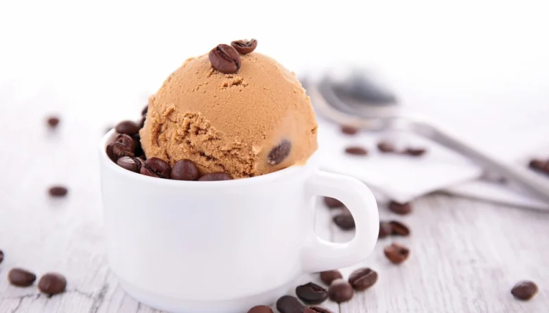 Glace au chocolat et café