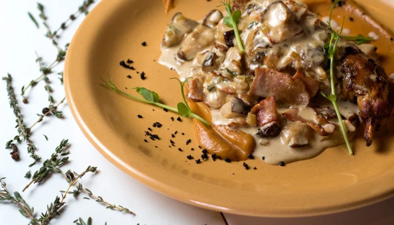 Lapin aux champignons