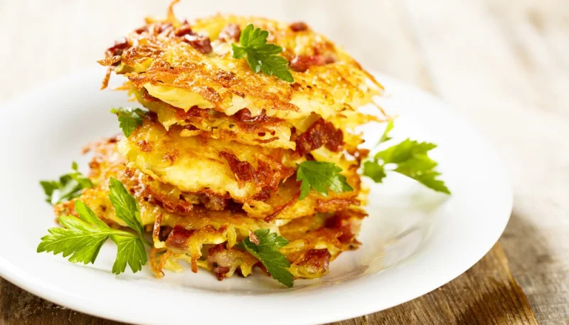 Röstis de pommes de terre au jambon de Parme