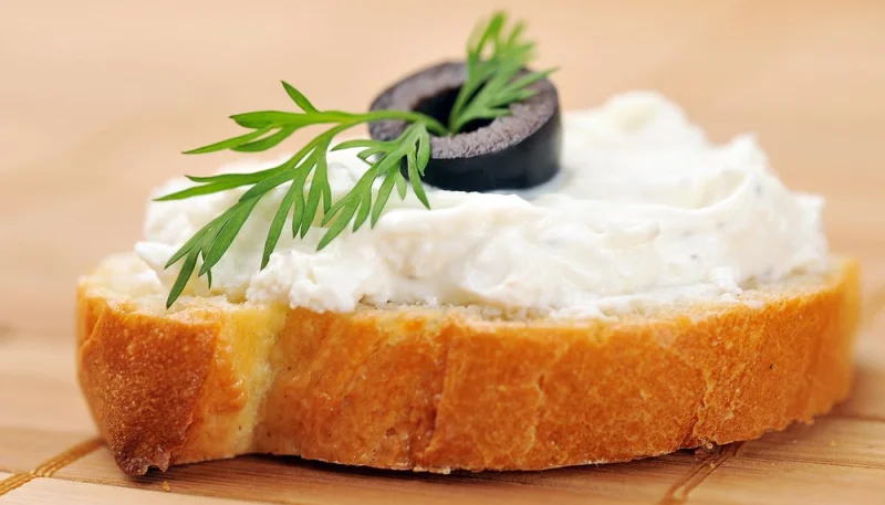 Tartines de chèvre au miel