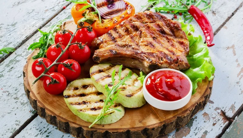 Côtes de porc aux légumes