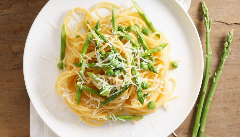 Tagliatelles aux asperges