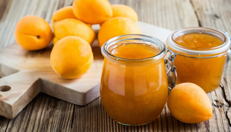 Confiture d'abricots au parfum de noix de coco