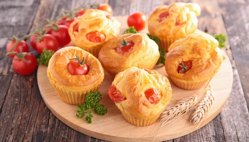 Muffins aux tomates cerises