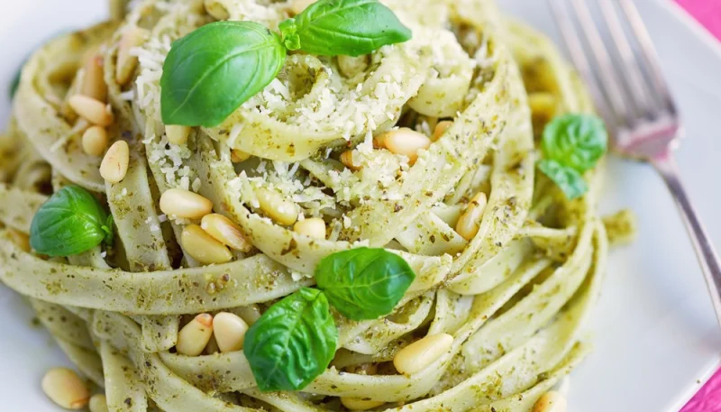 Tagliatelles au pesto