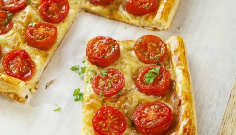 Tarte feuilletée aux tomates cerises