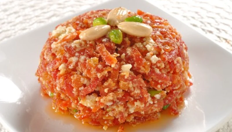 Tartare de tomate au chèvre frais