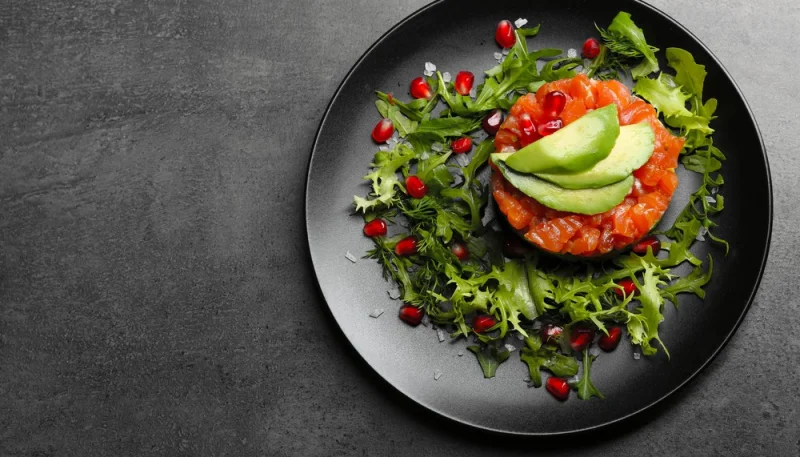 Tartare de truite en salade