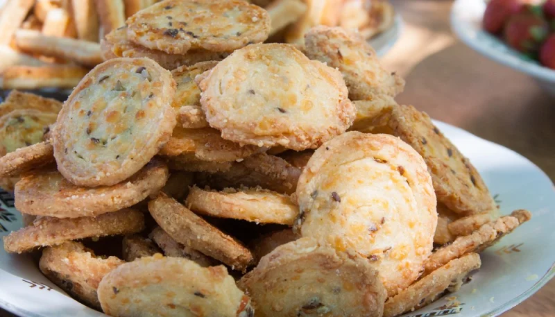 Sablés au parmesan et au romarin