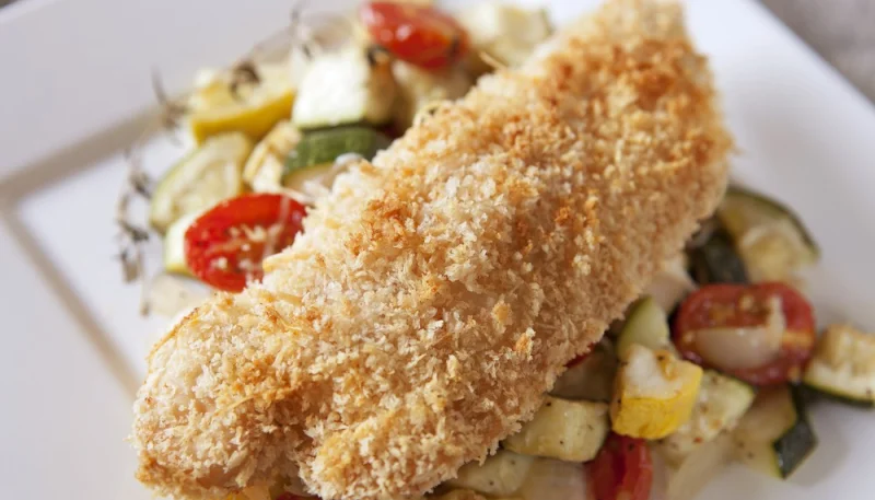 Escalope de poulet panée au fromage