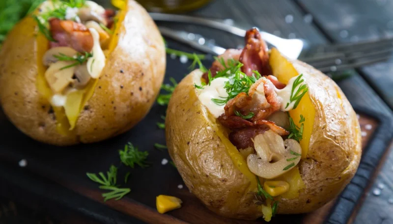 Pommes de terre farcies aux champignons et au reblochon