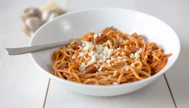 Spaghetti au chorizo et crème de parmesan