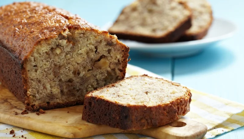 Cake d'automne au chèvre et aux noix