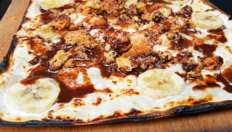 Tarte flambée choco banane speculoos