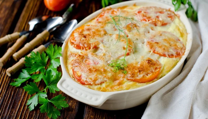 Gratin de riz au thon et à la tomate – rapide, gourmand & familial