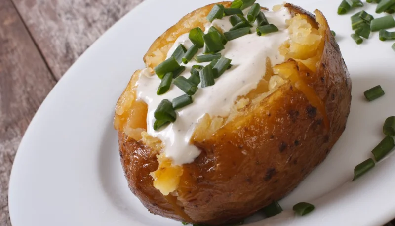 Pommes de terre sauce ciboulette