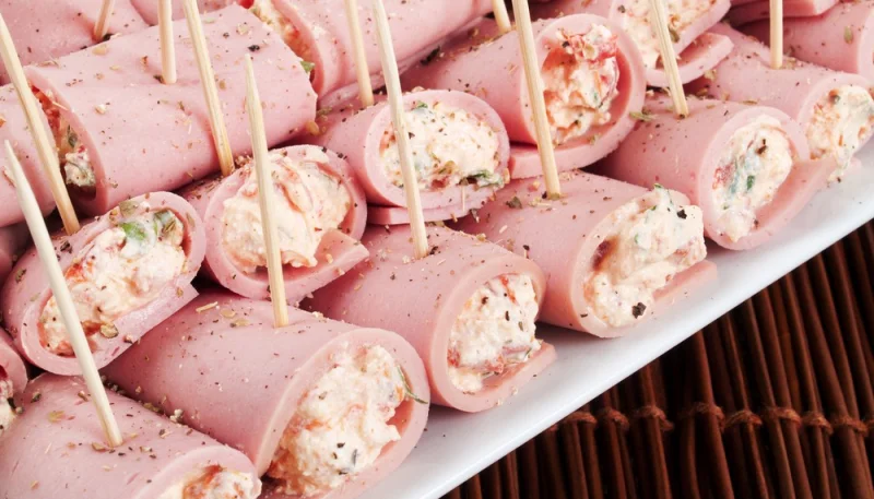 Jambon roulé au fromage frais et moutarde