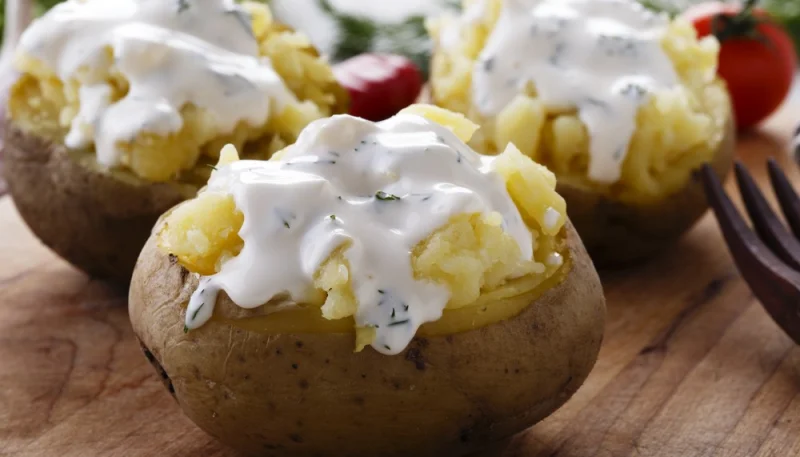 Pommes de terre farcies au fromage blanc