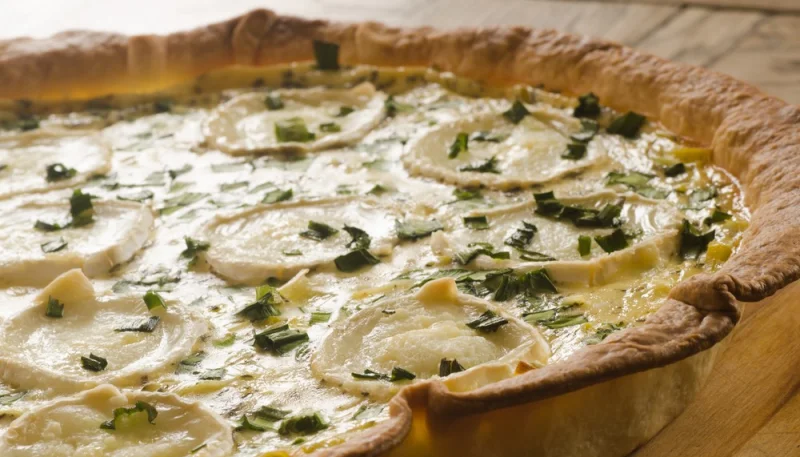 Quiche aux poireaux, chèvre et lardons