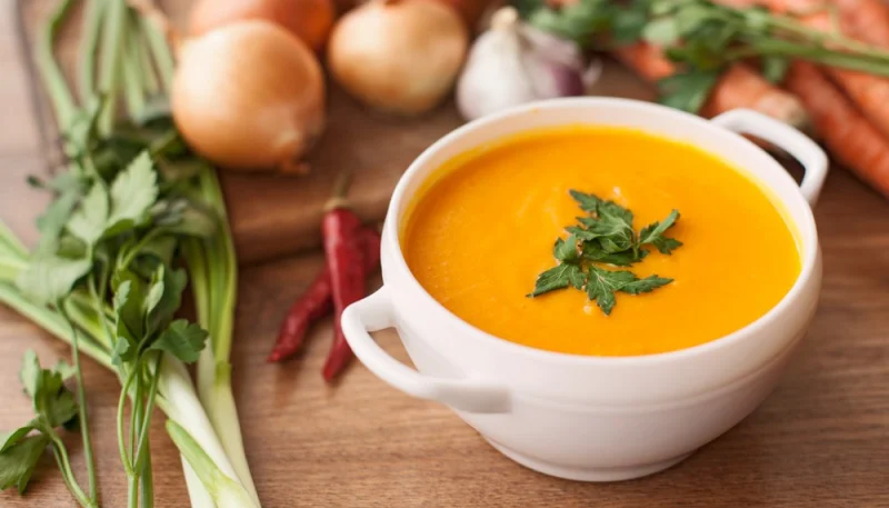 Velouté de carottes à la coriandre