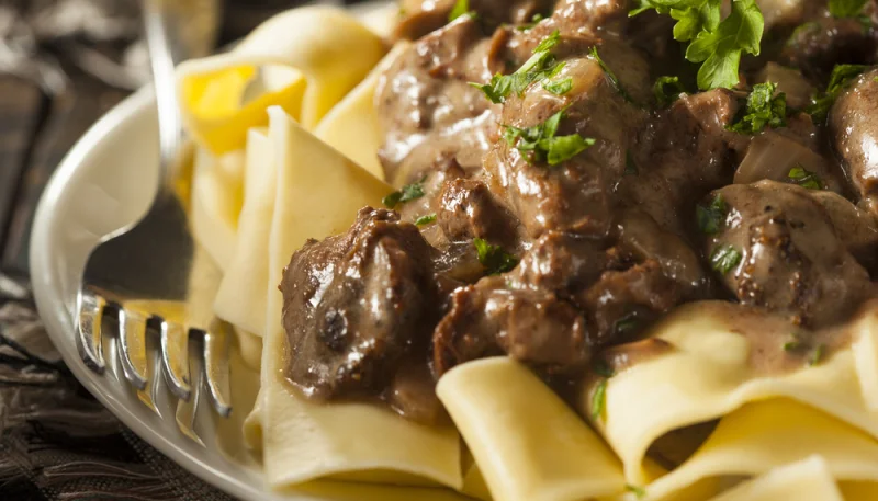 Boeuf Stroganoff