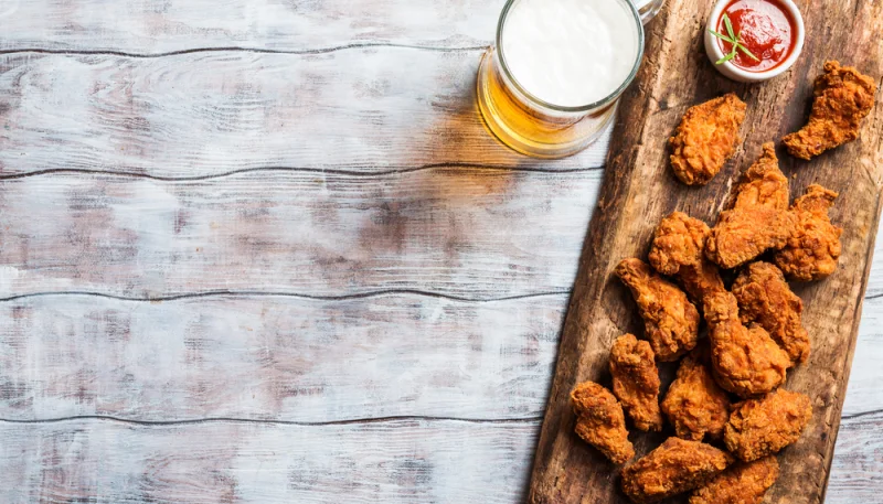Ailerons de poulet frits