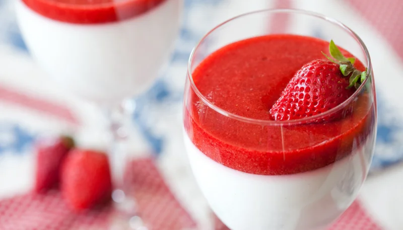 Panna cotta à la fraise