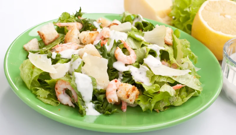 Salade César aux crevettes