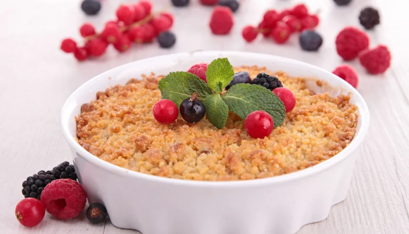 Crumble de pommes aux fruits rouges