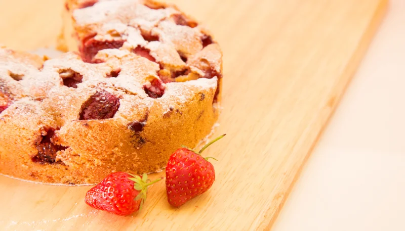 Gâteau moelleux aux fraises