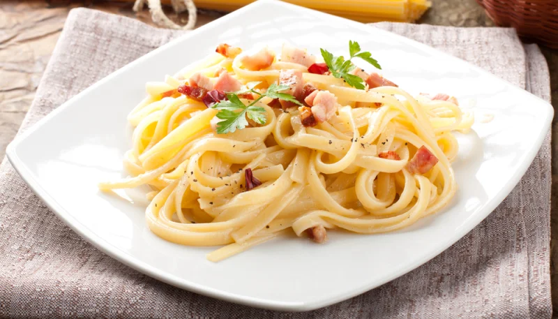 Tagliatelles à la carbonara