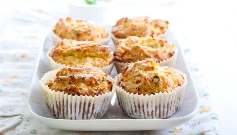 Muffins aux courgettes et mozzarella