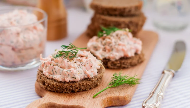 Rillettes aux deux saumons et à l'aneth