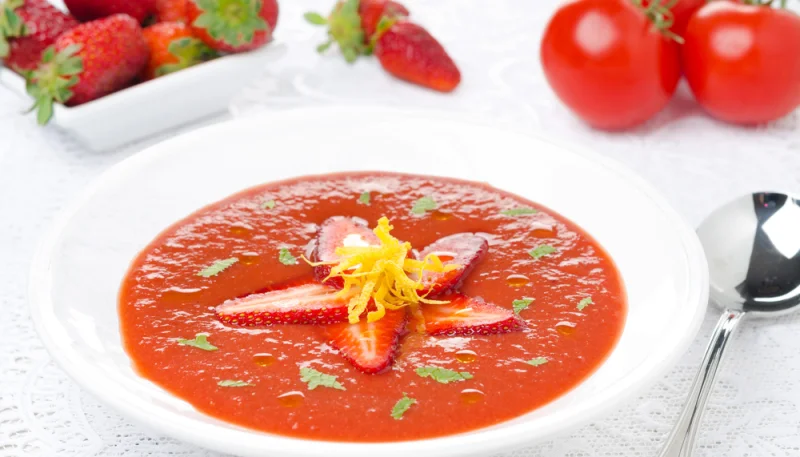 Gaspacho de tomates et fraises