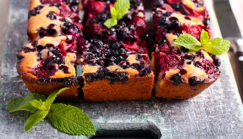Gâteau moelleux aux fruits rouges au Cookeo