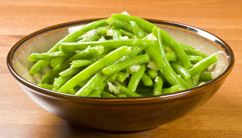Haricots verts à l'ail au micro-ondes