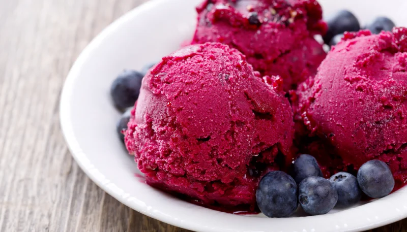 Sorbet aux myrtilles et framboises