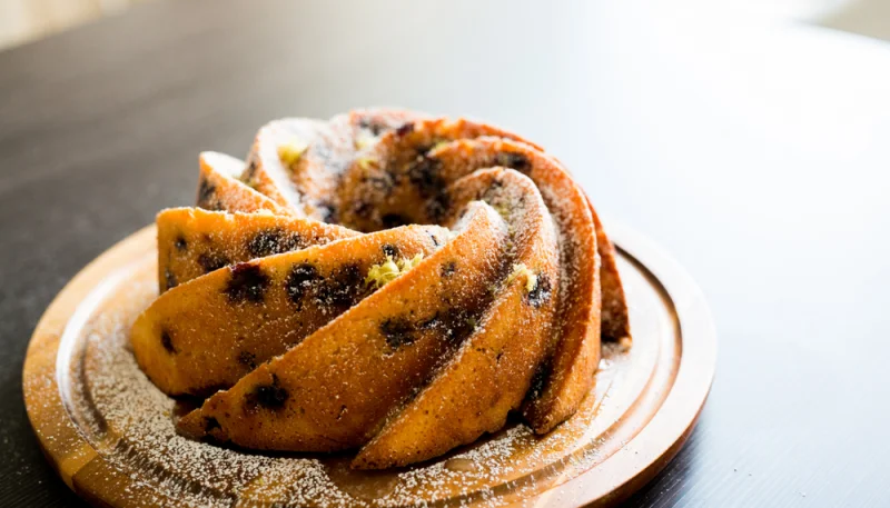 Bundt cake au citron et myrtilles