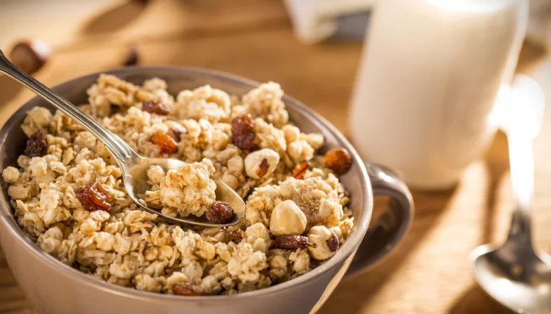 Granola maison aux raisins secs