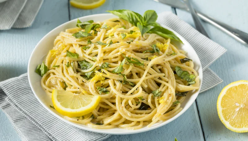 Spaghetti à l'ail et au citron