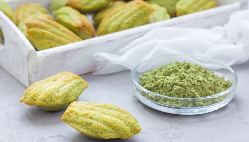 Madeleines au thé matcha