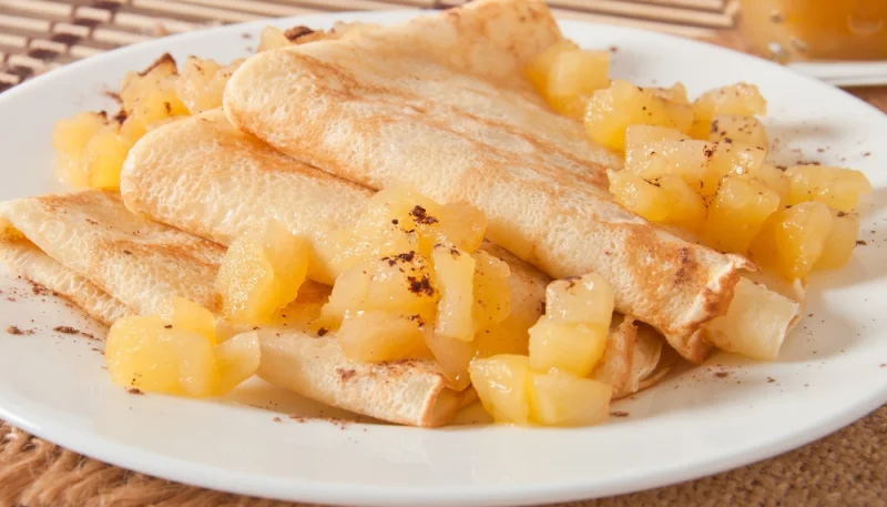 Crêpes flambées au calvados