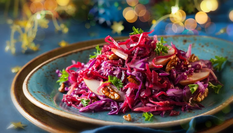 Salade de chou rouge aux pommes et noix