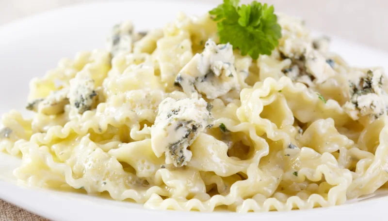 Pâtes sauce au roquefort