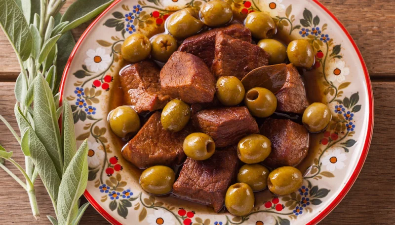 Sauté de veau aux olives