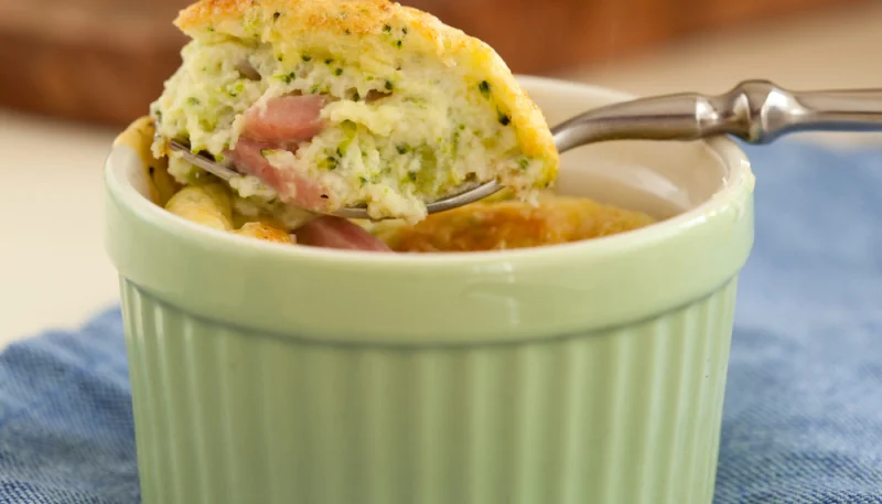 Soufflés aux brocolis et jambon